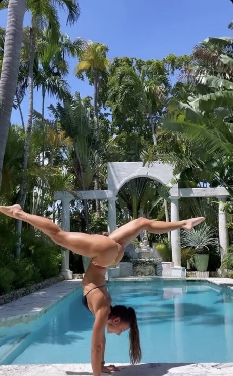 Tribevinyasa star erotic img