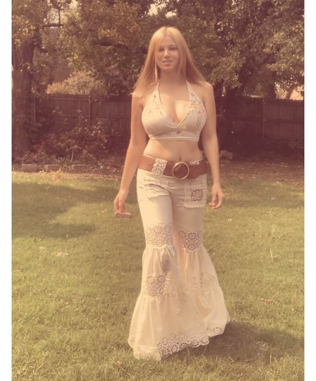 Bigblockblondie star photos