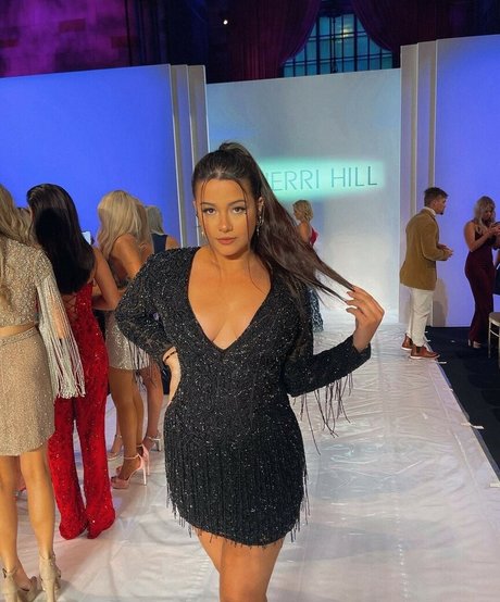 Carol Chaves porn model photos