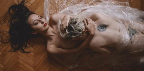 Simge Akkus nudes star image