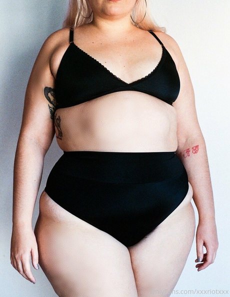 xxxriotxxx pornstar xxx pics