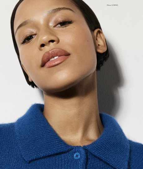 Taylor Russell adult star img