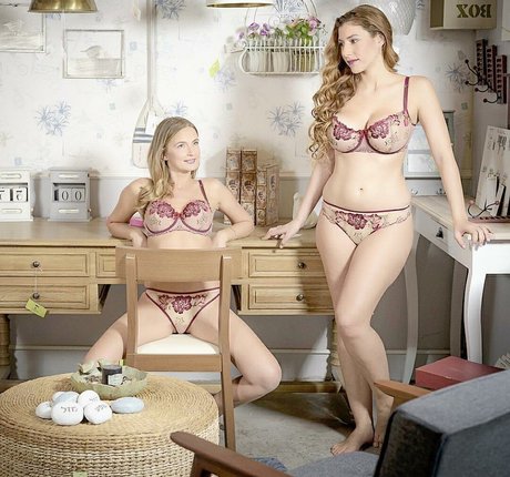 pregnant teacher onlyfans nude pictures