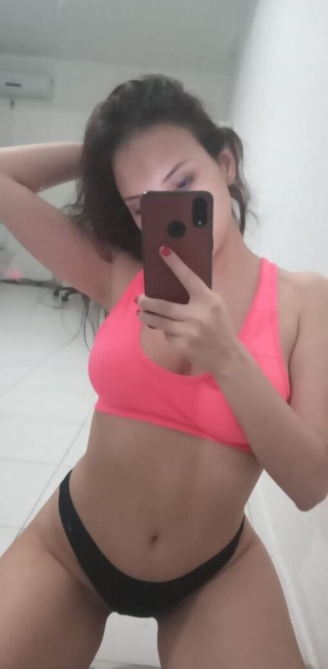 Ysseneg exclusive pornstar galleries