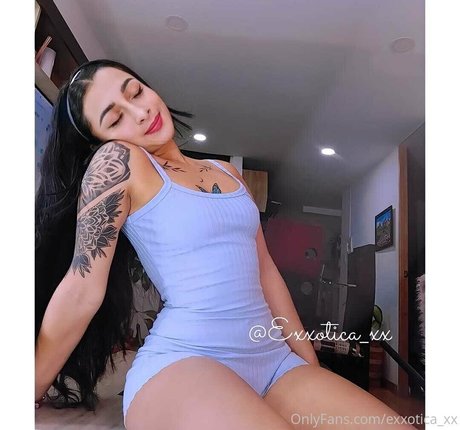 exxotica xx star hot photos