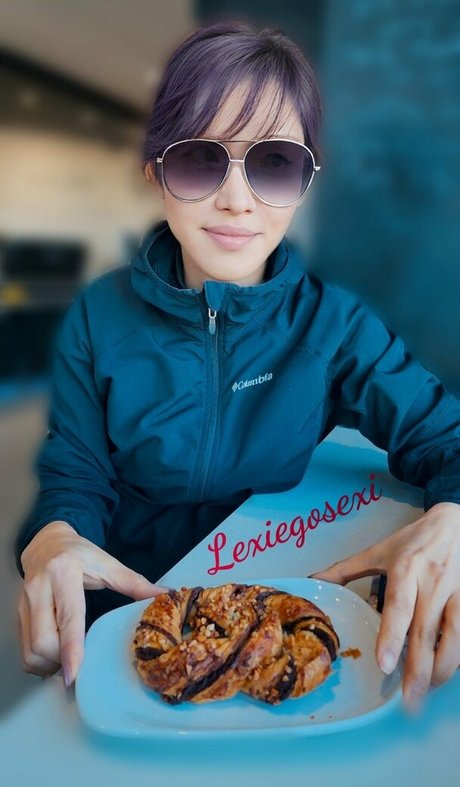 Lexiegosexi hot star pictures