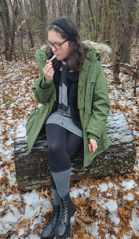 trippyhippie demise sex actress picture