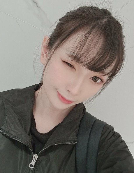 Kiyocosplay xxx model picture