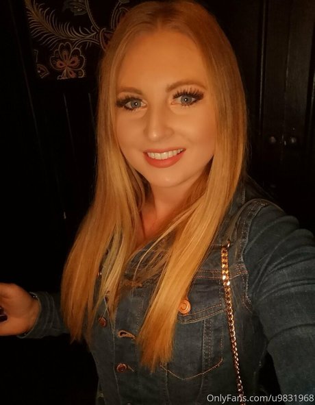 gushinggeegeefree porn model pictures