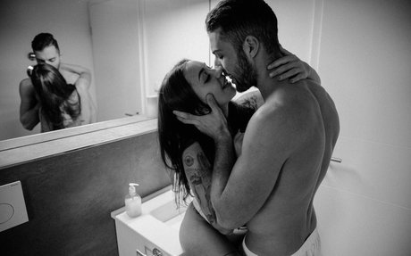 AnneSamanta star pornographic galleries