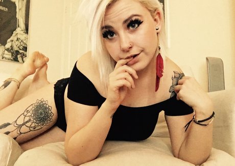 bluerivers perfect model photo