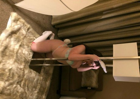 natalieharimefree exclusive model photo