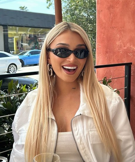 mature asian onlyfans exclusive photos