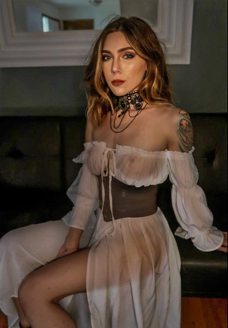 Vavandvoa art actress photo