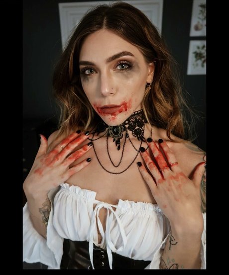 Vavandvoa adult actress photos