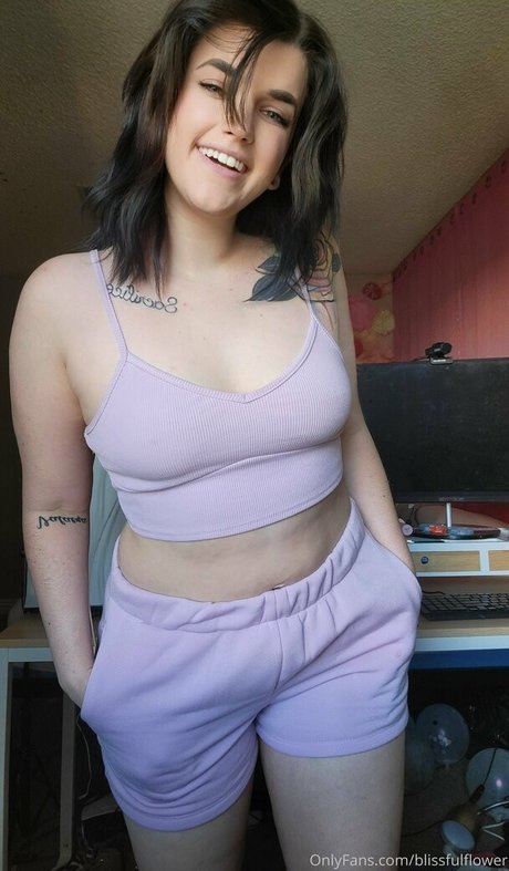 blissfulflower nude actress photos