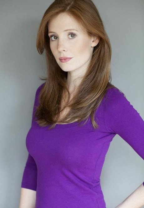 Amy Nuttall xxx model photo