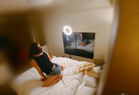 opoppo actress gallery