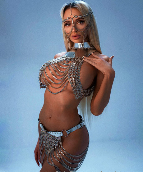 martamayer erotic actress photos