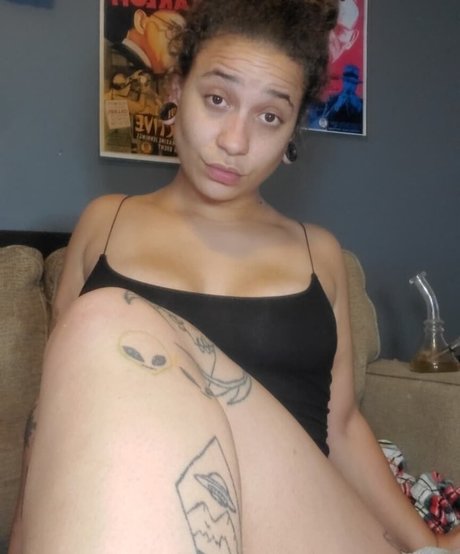 Emm Loomis pornographic model photos