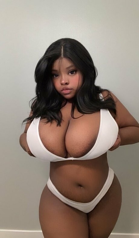 roarwie nice pornstar pic