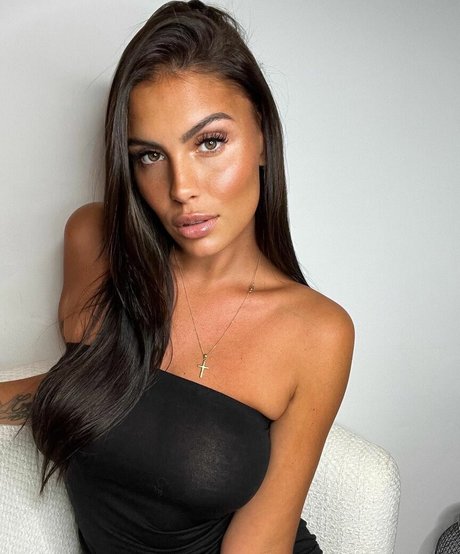 Natasha Nesci star porn images