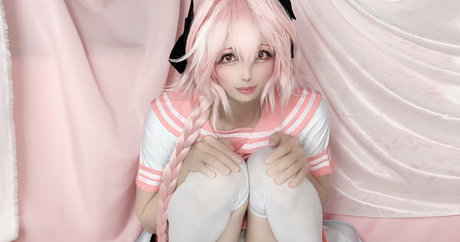 cosplayers momodayo star nude archive