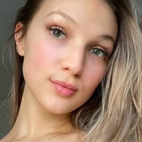 Nakedbabess sex actress images