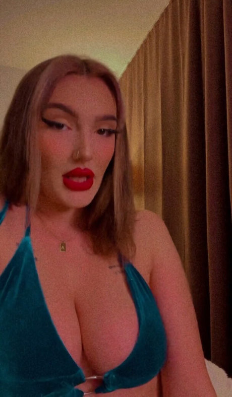 Alessia Aniki art actress pictures