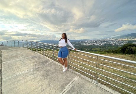 Boom Sar nice star pictures