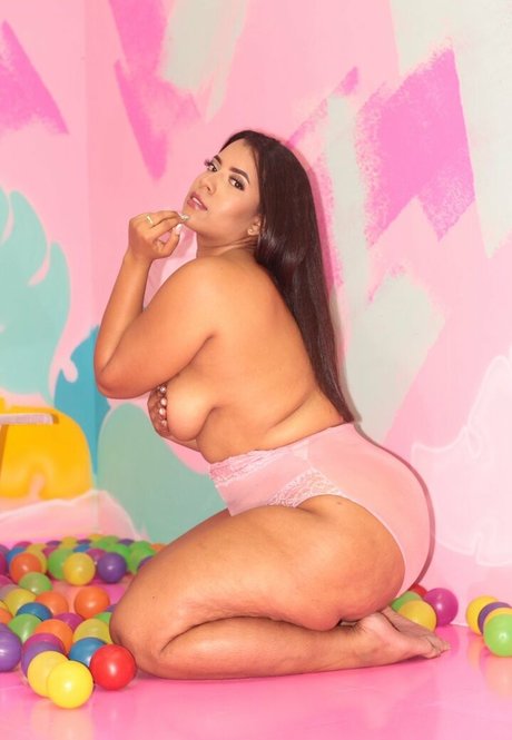 Boom Sar pornstar hd image