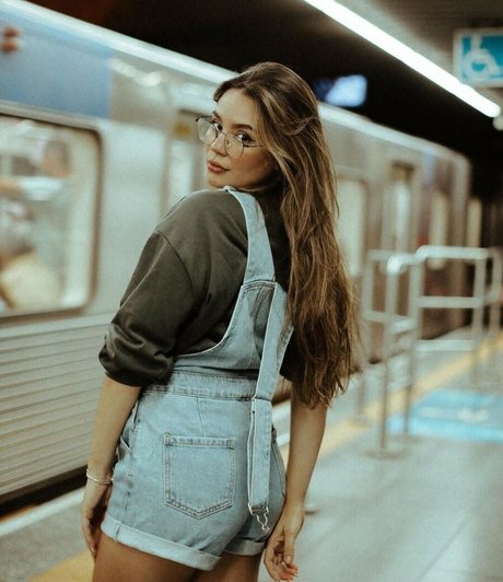 Barbara Emely naked model images