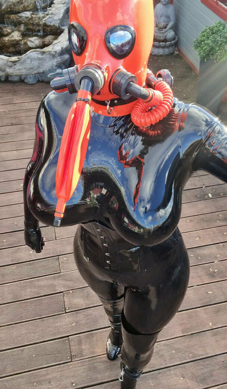 rubberdollemma top model images