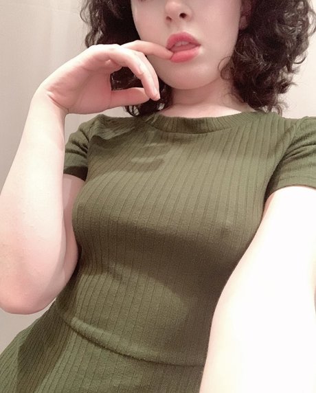 Peachieteas nice actress gallery