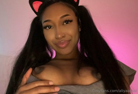 aliyaaural exclusive actress pictures