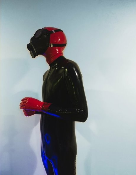 manfromearth erotic star archive