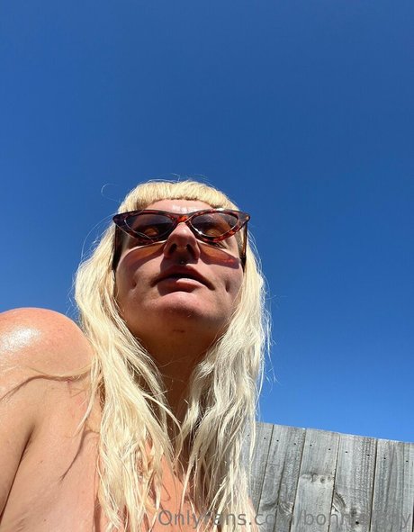 bonnielady pretty pornstar archive