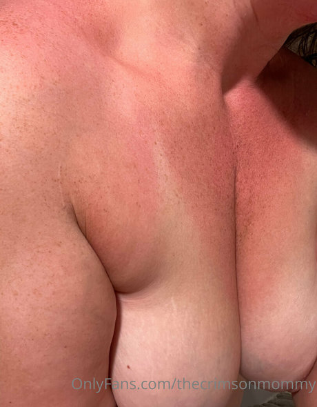 thecrimsonmommy star top img