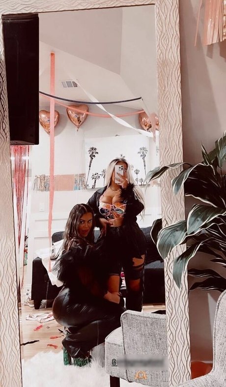 Tatiana Gianacopoulos star free pictures