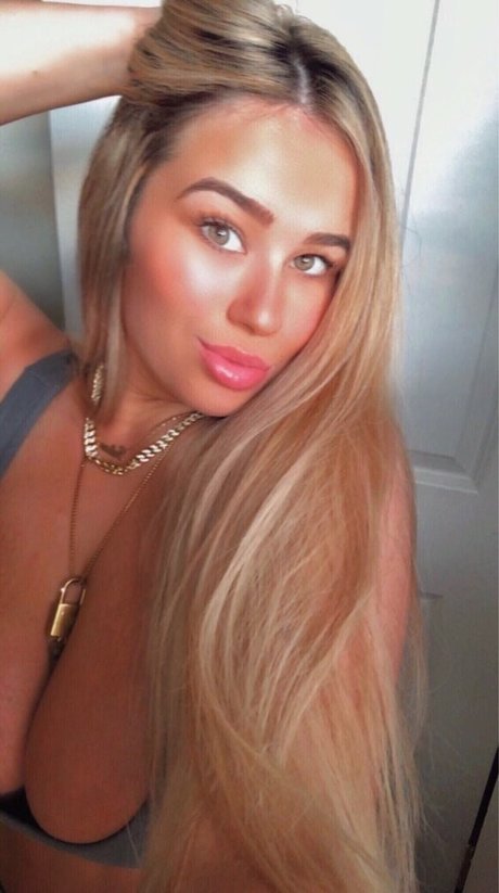 Tatiana Gianacopoulos pornstar pretty picture