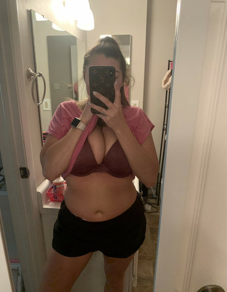 Emilayyy Babayy hd pornstar pictures