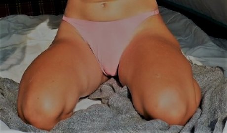 Tetty ASMR art actress photo