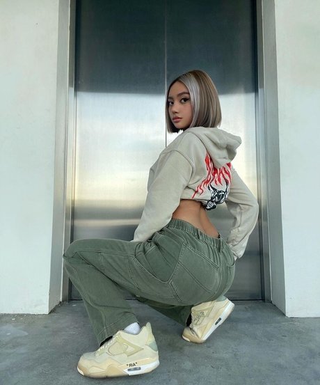 nude pregnant onlyfans free image