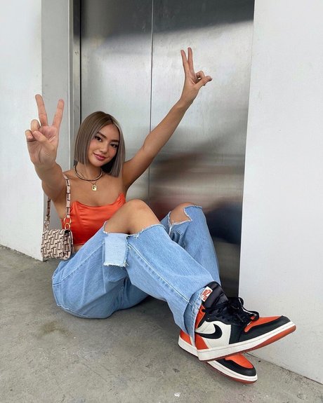 Nika Higashionna model pretty pics