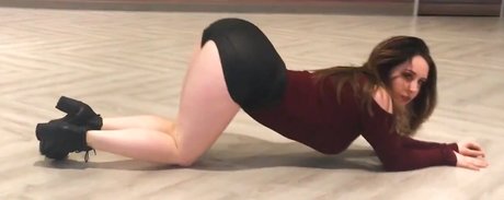 Jellybeannose actress img