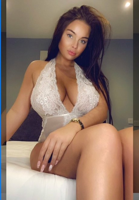 kymgraham92 star porn photo