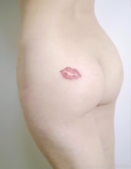 Iamchunjane model naked photos