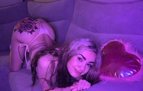 goddessqueenx erotic star img