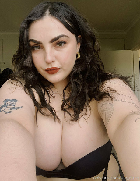 sab otuer model sexy pics