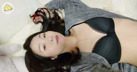 MenisChannel model best photos